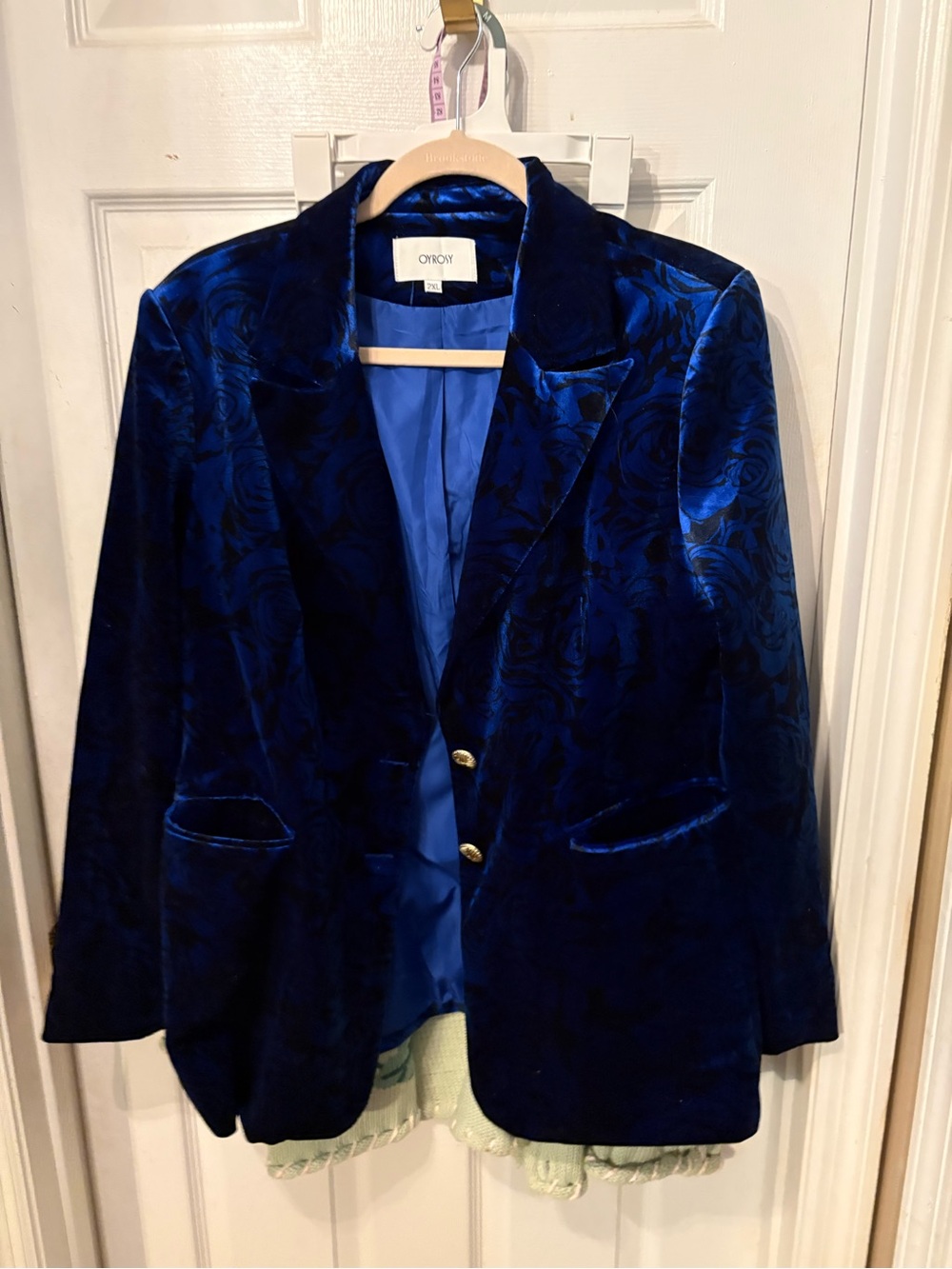 Orion Velvet Blazer in Deep Blue